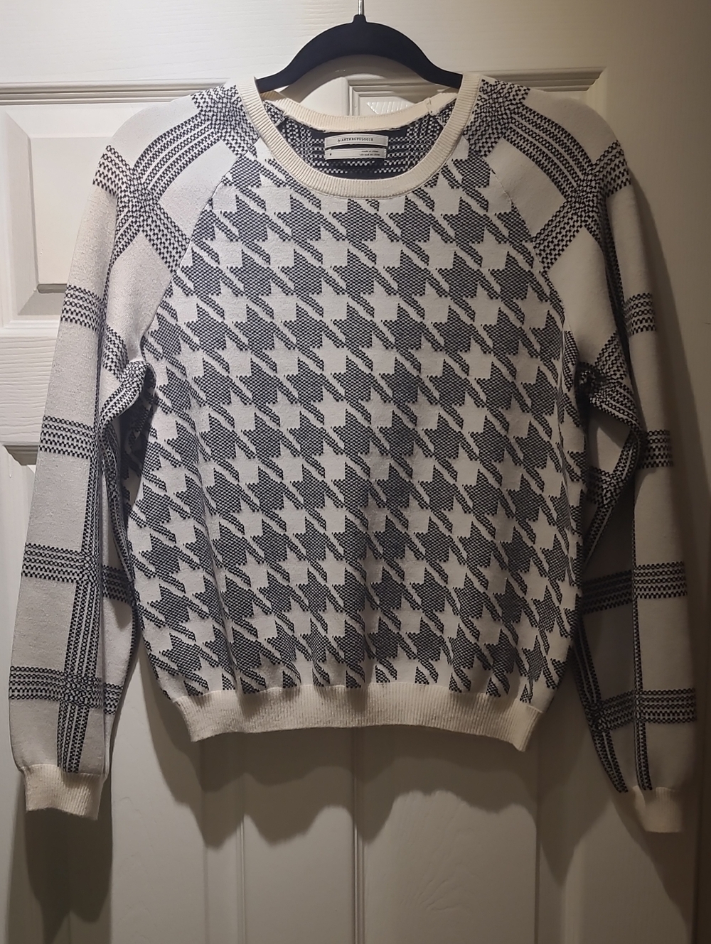 Anthropologie Cream & Black Houndstooth Crewneck Sweater